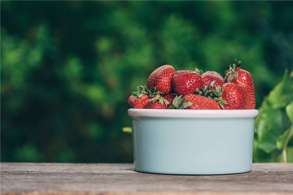 Que signifie rêver de cueillir des fraises ?