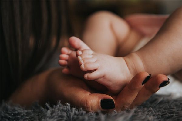 La signification et l’explication de l’interruption des mains et des pieds dans un rêve