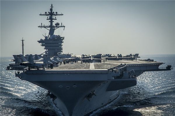 La signification et l’explication de la marine dans le rêve