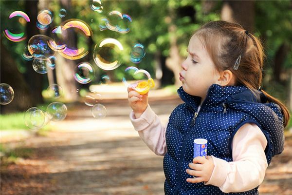 La signification du rêve de la petite fille