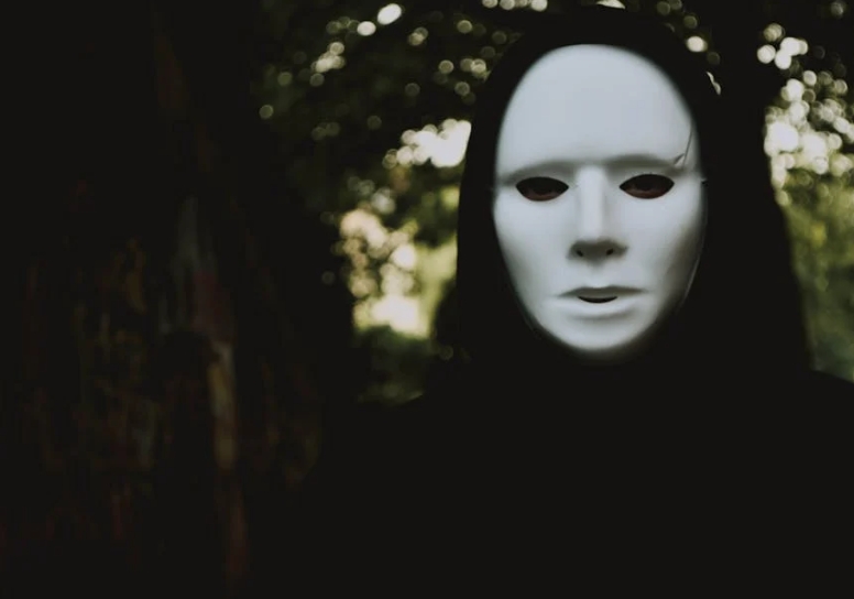 Rêver de voir des masques