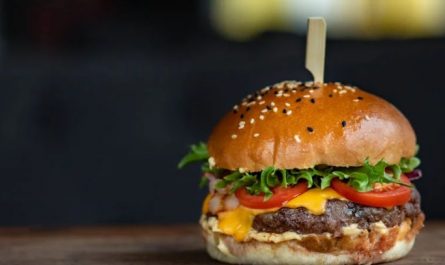 Rêver de hamburgers – 41 Interprétations et Symboles