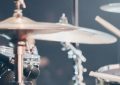 Rêver de tambouriner – 37 Interprétations et Symboles