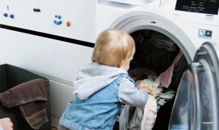 Rêver de machine à laver : 30 Interprétations et Symboles