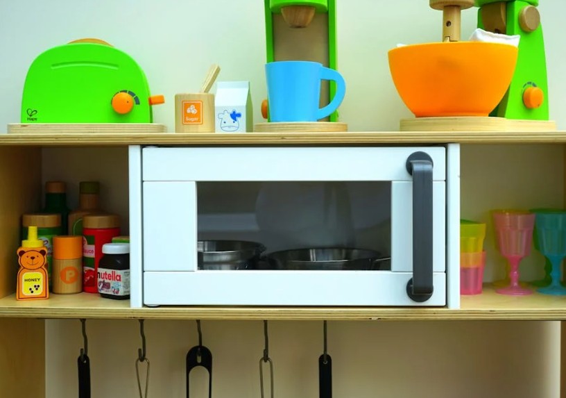 Rêver d’un four à micro-ondes : 41 Interprétations et Symboles