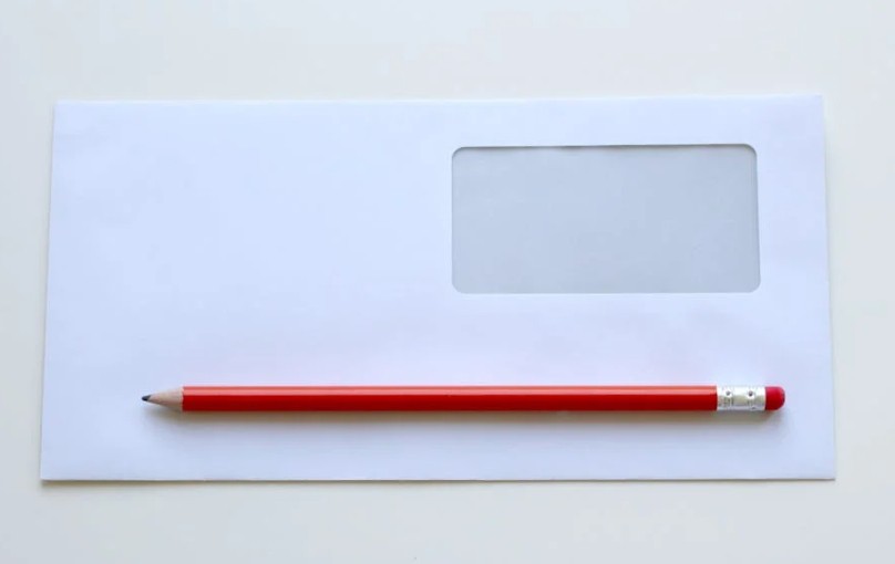 Rêver d’enveloppes : 49 Interprétations et Symboles