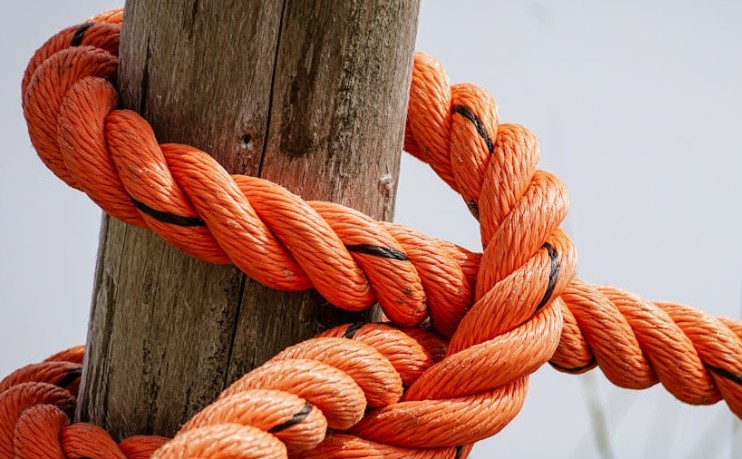 Rêver de cordes : 26 Interprétations et Symboles