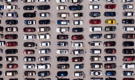 Rêver d’un parking : 36 Interprétations et Symboles