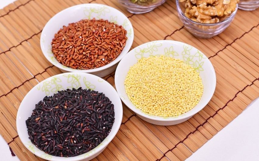Rêver de riz gluant : 8 Interprétations et Symboles