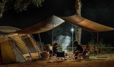 Rêves de camping : 11 Interprétations et Symboles