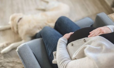 Rêver d’une fausse couche : 12 Interprétations et Symboles