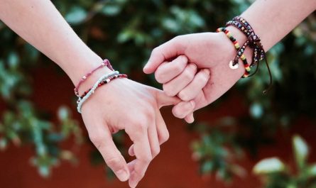 Rêves de promesses : 10 Interprétations et Symboles