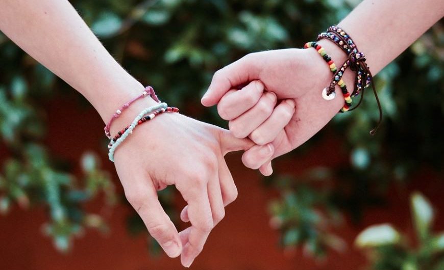 Rêves de promesses : 10 Interprétations et Symboles