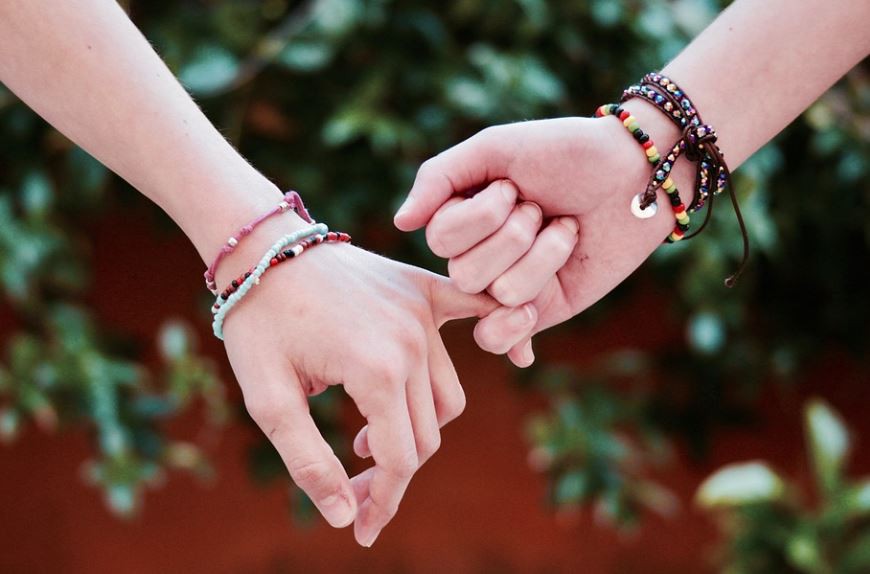 Rêves de promesses : 10 Interprétations et Symboles