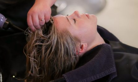 Rêver d’un shampooing : 10 Interprétations et Symboles