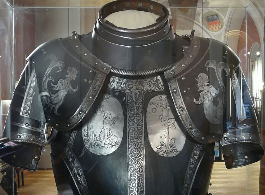 Rêver d’armure : 8 Interprétations et Symboles