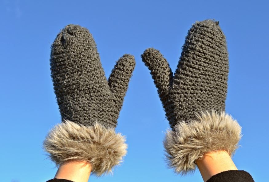 Rêver de gants : 12 Interprétations et Symboles