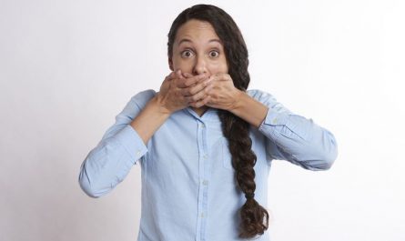 Rêvez de saigner par la bouche :13 Interprétations et Symboles