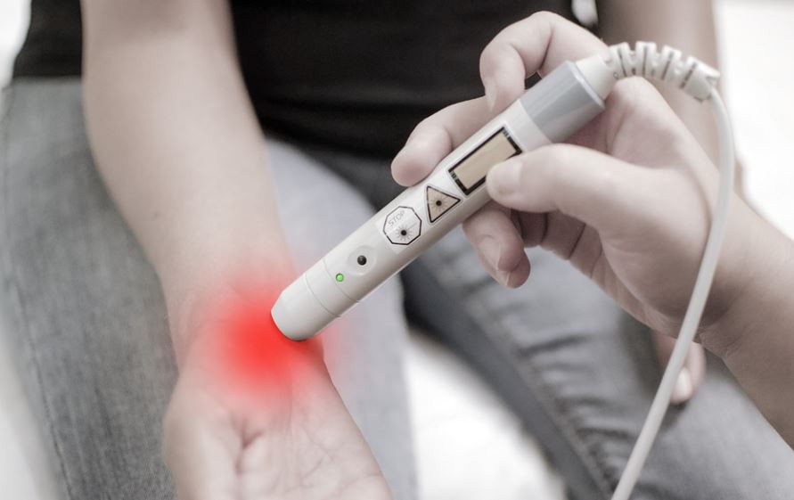 Rêvez du poignet : 9 Interprétations et Symboles