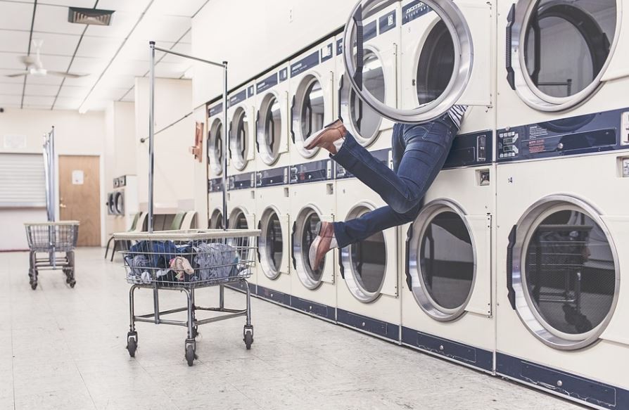 Rêvez de blanchisserie : 8 Interprétations et Symboles