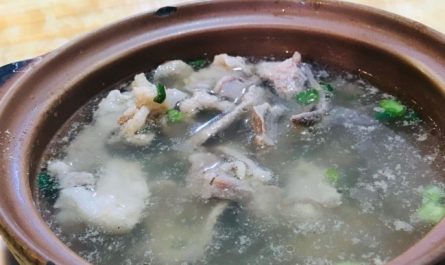 Rêve de boire de la soupe : 27 Interprétations et Symboles