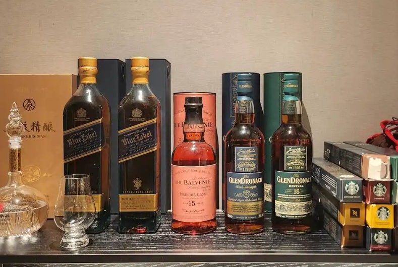 Rêve d’acheter du vin  : 22 Interprétations et Symboles