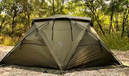 Rêver de tentes : 20 Interprétations et Symboles