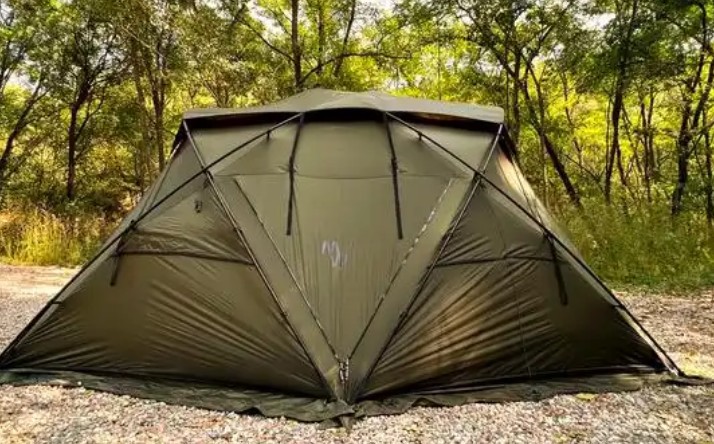 Rêver de tentes : 20 Interprétations et Symboles