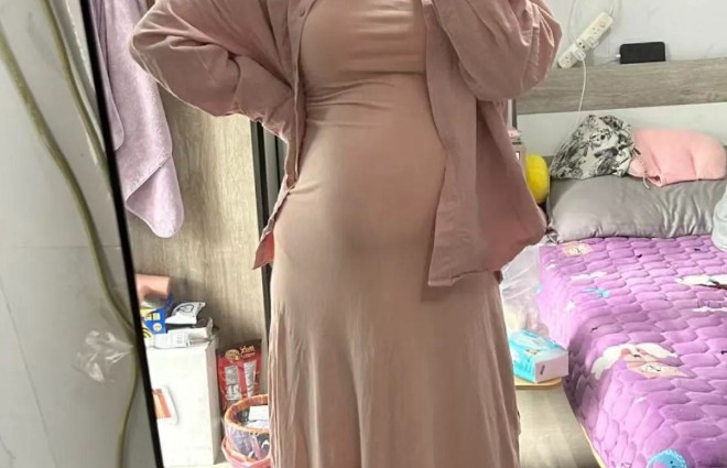 Rêver que ta copine te dise qu’elle est enceinte : 22 Interprétations et Symboles