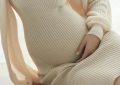 Rêver que ta fille soit enceinte : 20 Interprétations et Symboles