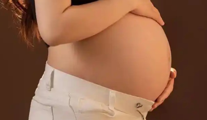 Rêver de femmes enceintes : 22 Interprétations et Symboles