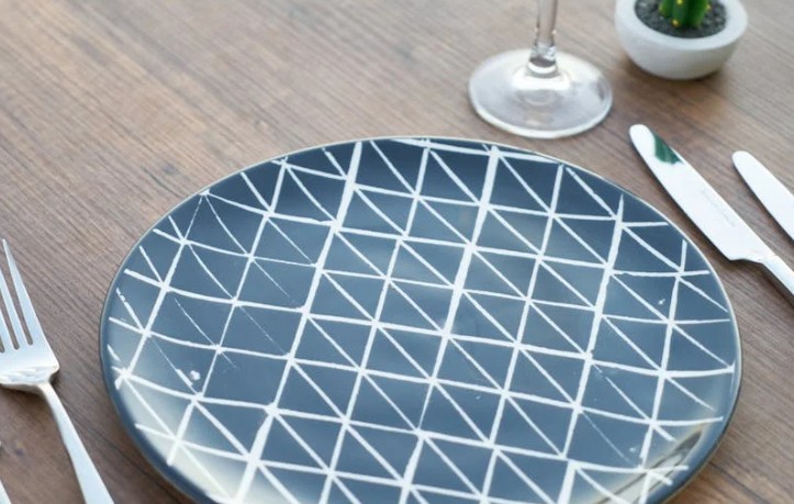 Rêver d'assiettes : 23 Interprétations et Symboles