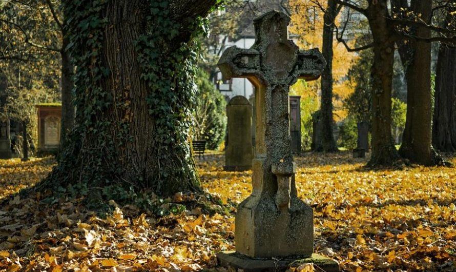Rêver de la mort d&rsquo;un inconnu : 10 Interprétations et Symboles