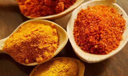 Rêver de piment rouge en poudre : 23 Interprétations et Symboles