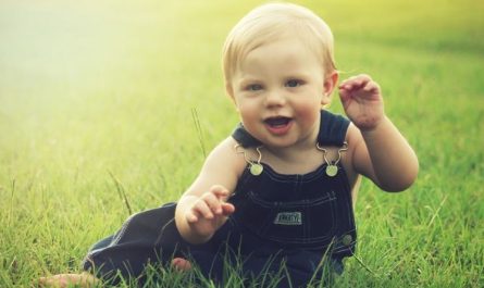 Rêver d'un beau bébé : 6 Interprétations et Symboles