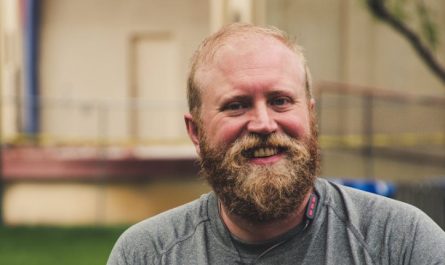 Rêver de son beau-père : 20 significations et symboles