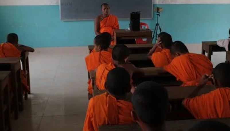 Rêver de moines - 20 significations et symboles