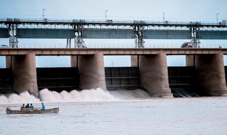Rêver d'un réservoir - 15 Significations et Symbolismes