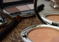 Rêver d'acheter des produits de beauté : 17 Significations et Symbolismes